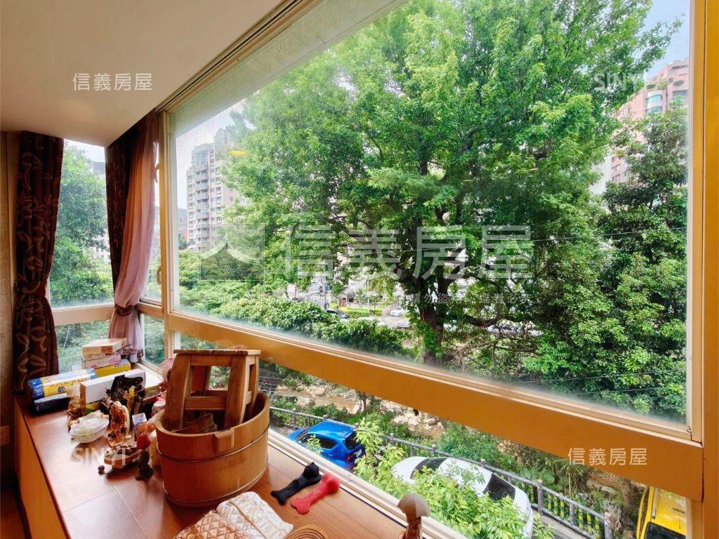 【ＶＲ】綠意景觀邊間三樓房屋室內格局與周邊環境