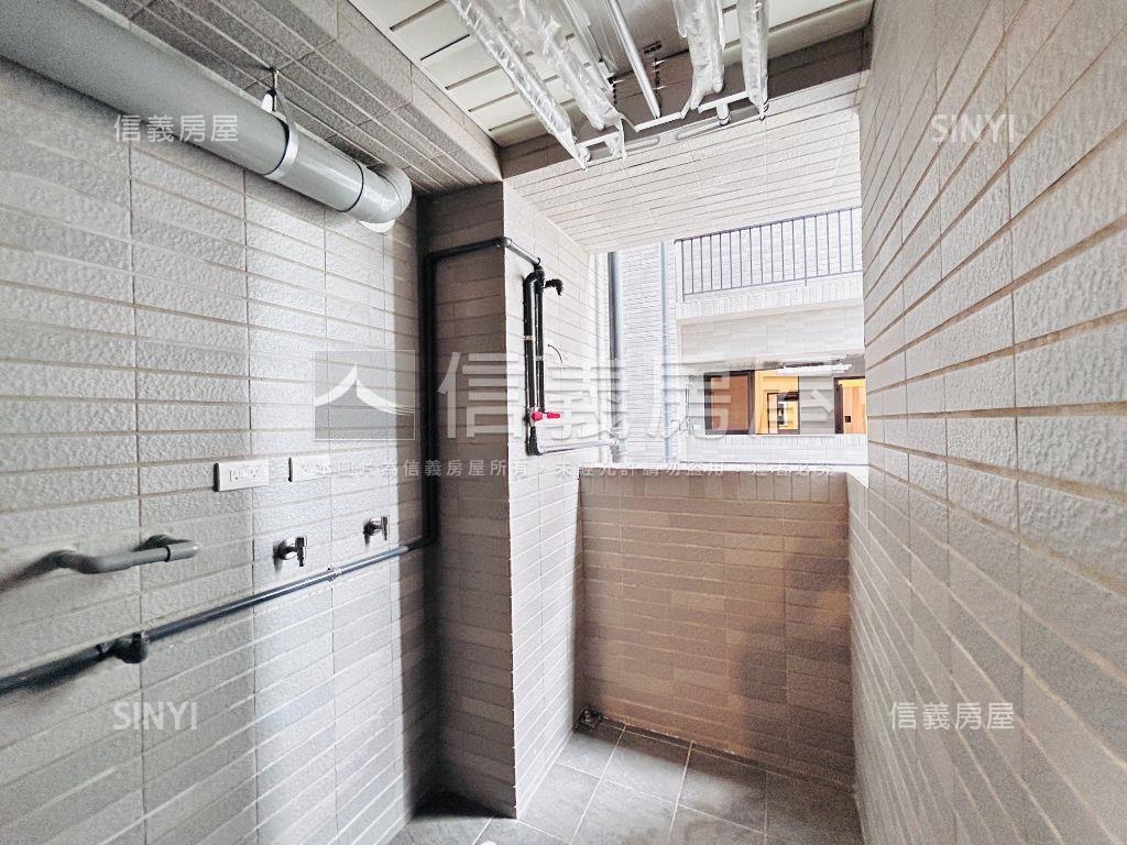 中路重劃區新成屋兩房美築房屋室內格局與周邊環境