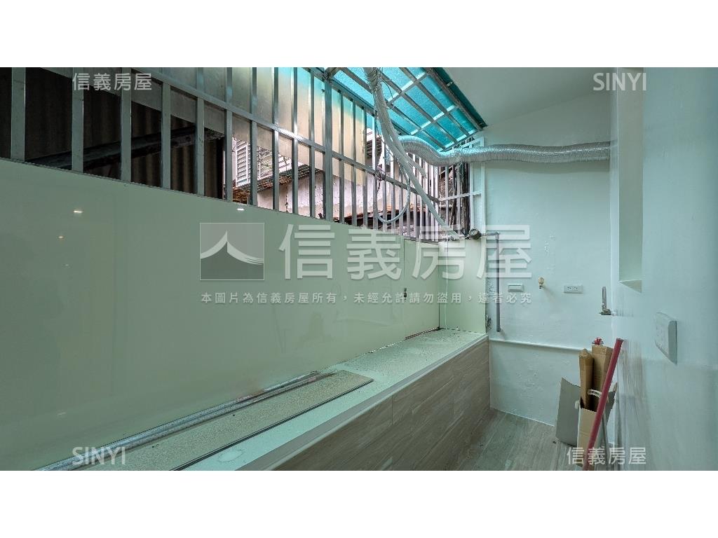 中央北黃金三樓房屋室內格局與周邊環境