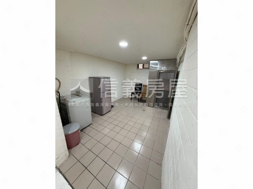 萬能及第美套房房屋室內格局與周邊環境