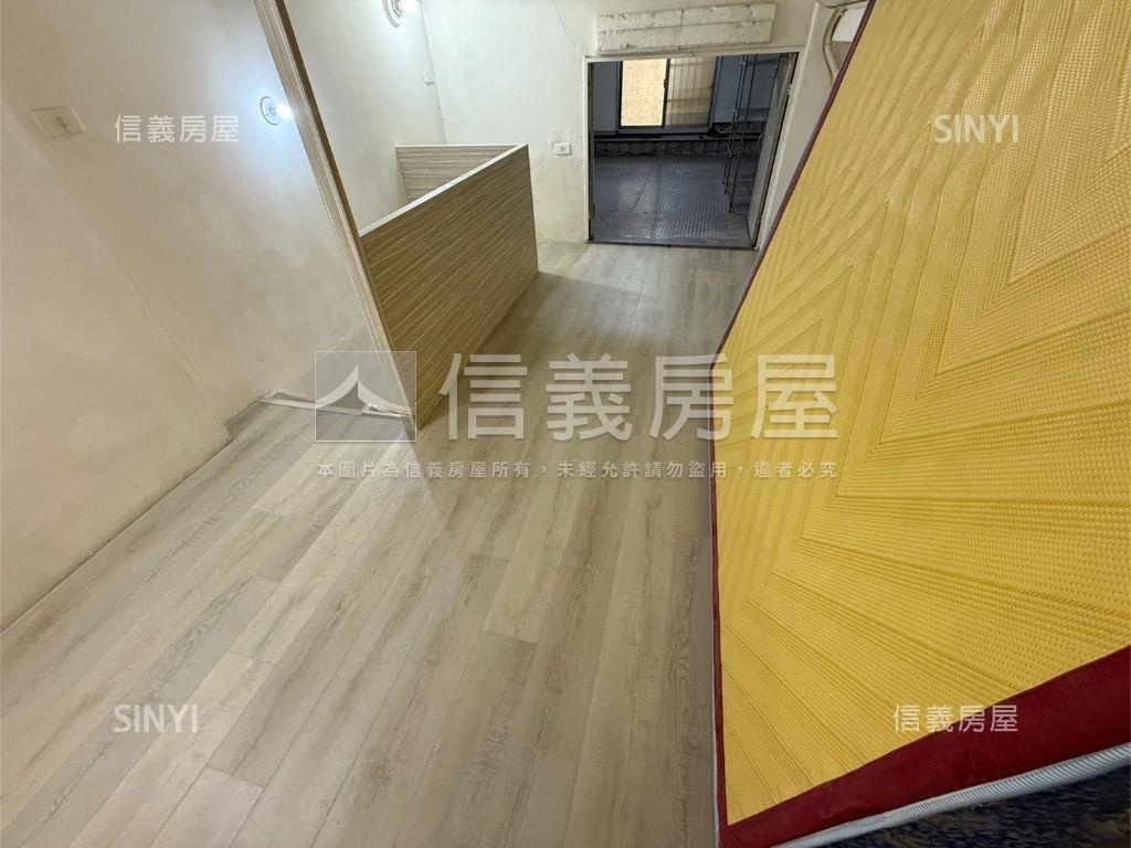 萬能及第美套房房屋室內格局與周邊環境