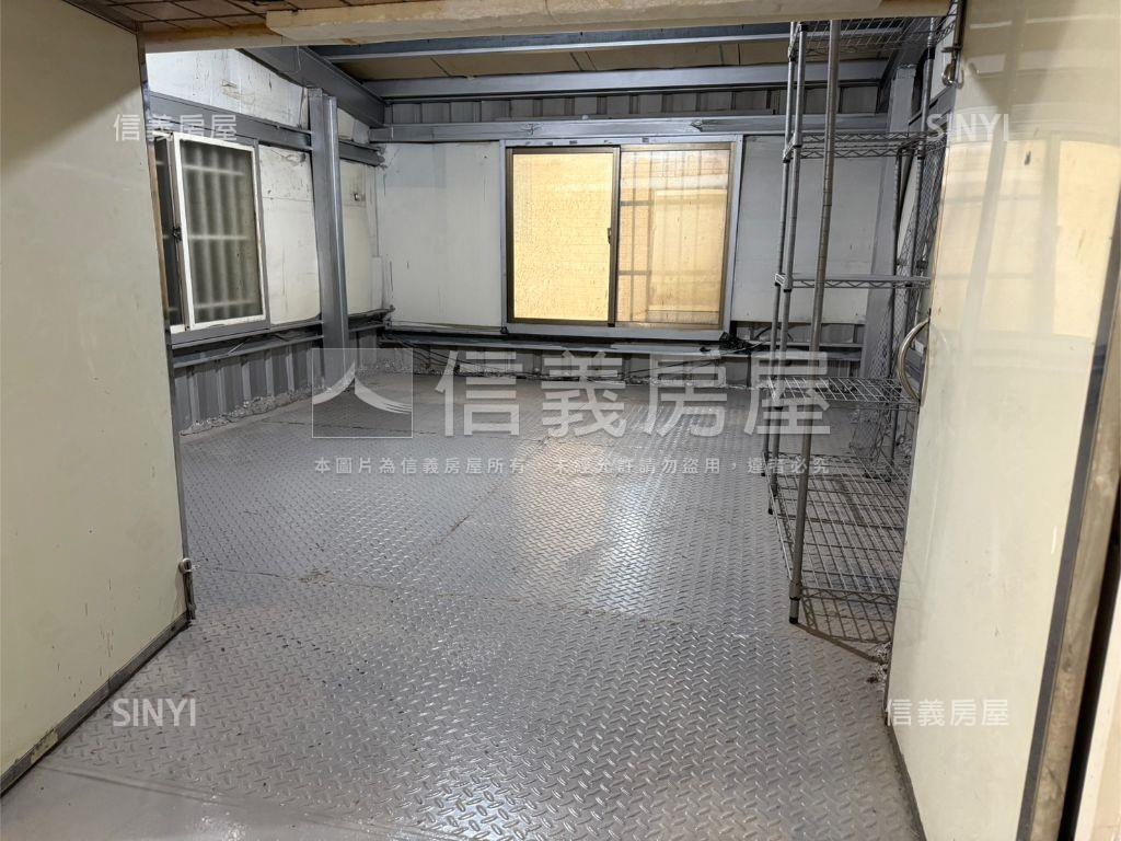 萬能及第美套房房屋室內格局與周邊環境