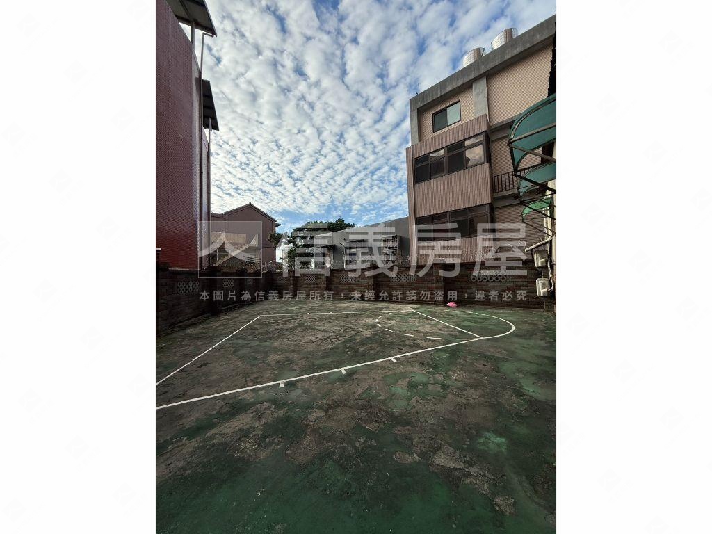 萬能及第美套房房屋室內格局與周邊環境