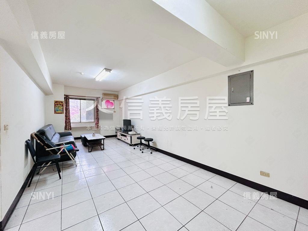 新富地低總價四房車位房屋室內格局與周邊環境