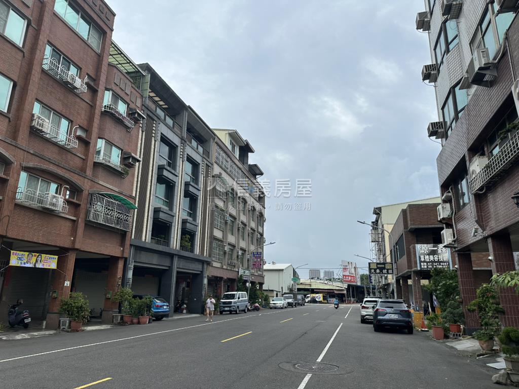 自由黃昏市場旁金透店房屋室內格局與周邊環境