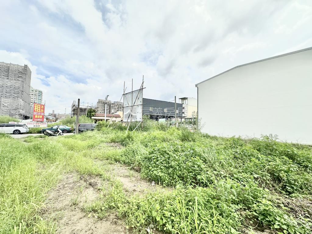 單元四約７米面寬土地房屋室內格局與周邊環境