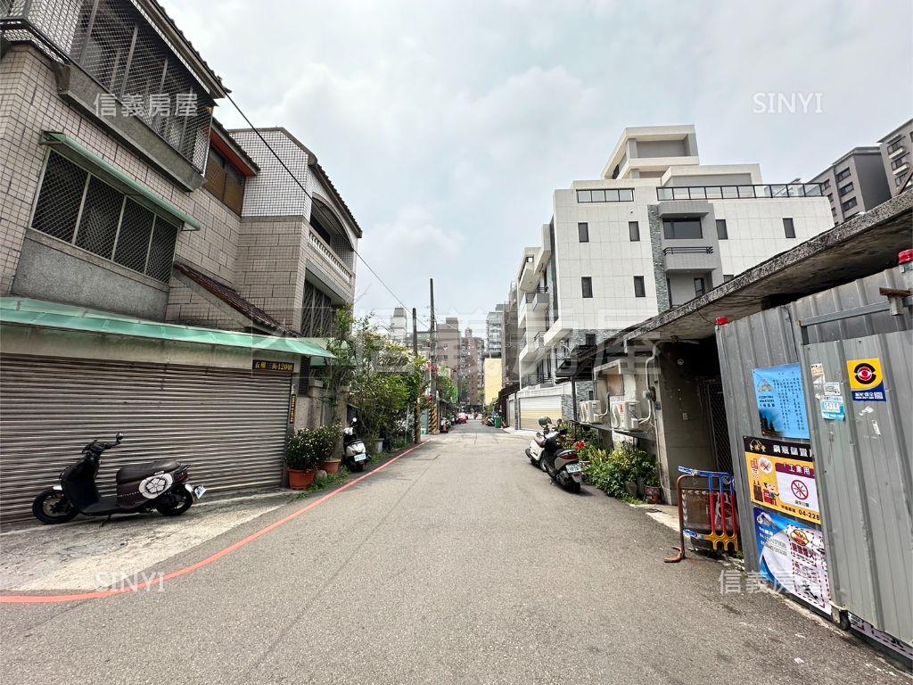 西區角間大地坪透天房屋室內格局與周邊環境