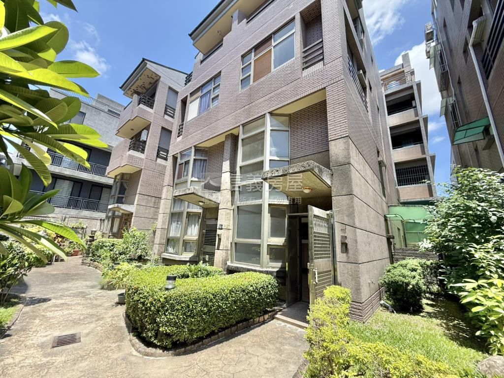 急售！豐樂公園旁雙車別墅房屋室內格局與周邊環境