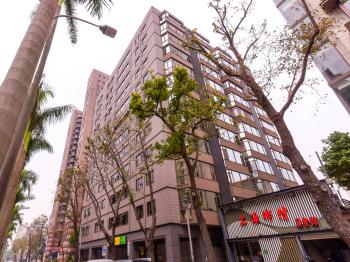 仁愛首都