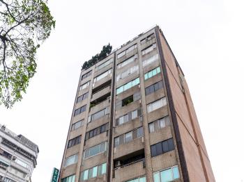 彩爐名廈