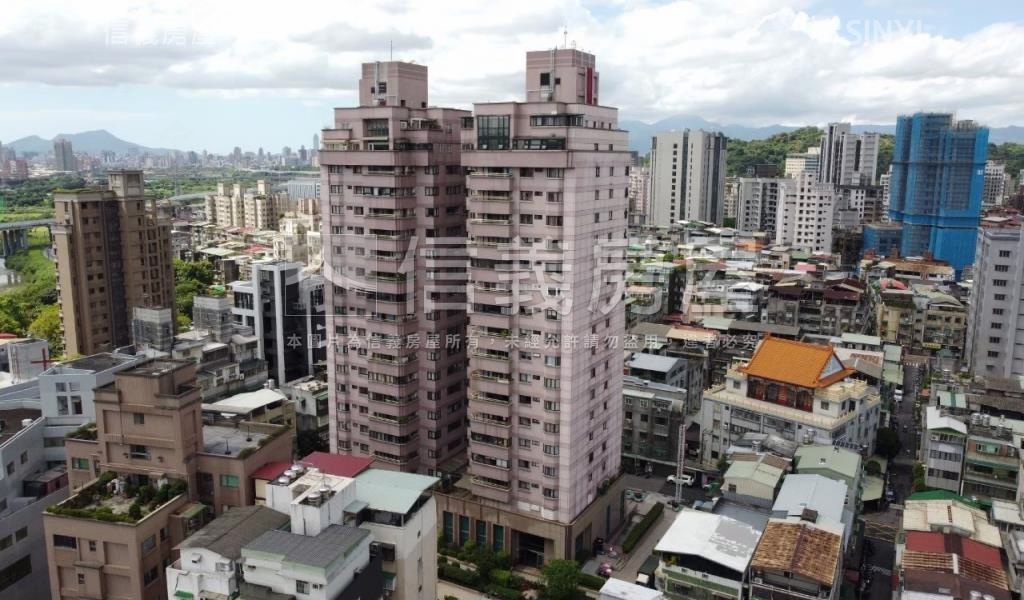 台大御花園II社區外觀及周邊環境