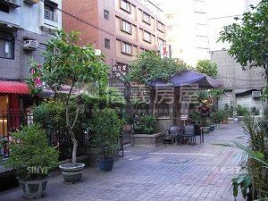 敦北華城社區外觀及周邊環境