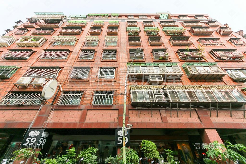 日新街57-63號華廈社區外觀及周邊環境