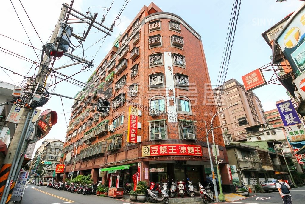 日新街57-63號華廈社區外觀及周邊環境