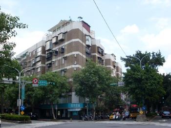 東海華廈