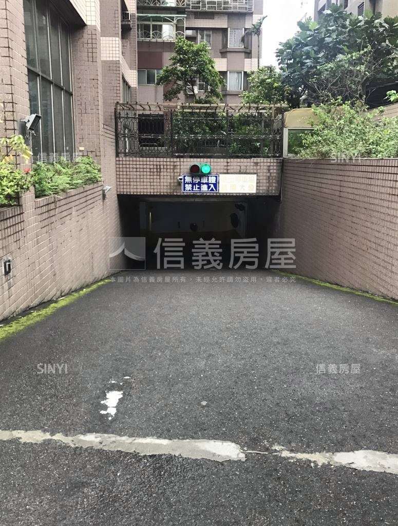 成功大第社區外觀及周邊環境