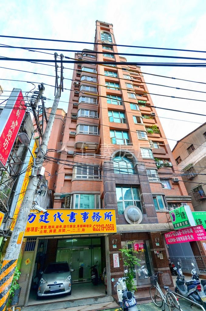 聯府御庭社區外觀及周邊環境