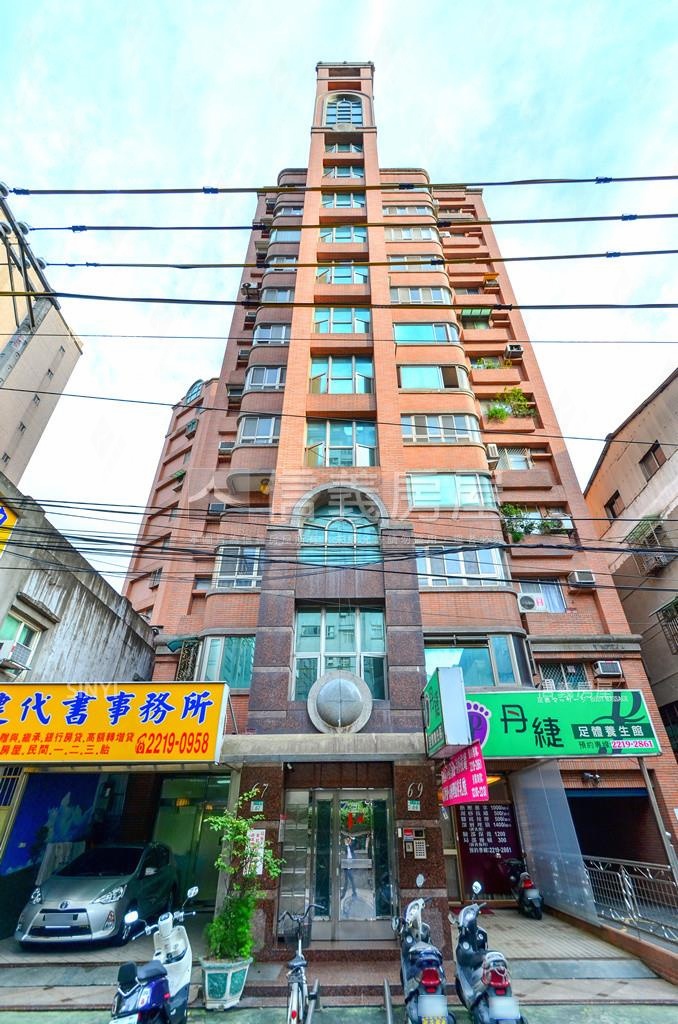 聯府御庭社區外觀及周邊環境