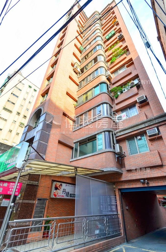 聯府御庭社區外觀及周邊環境