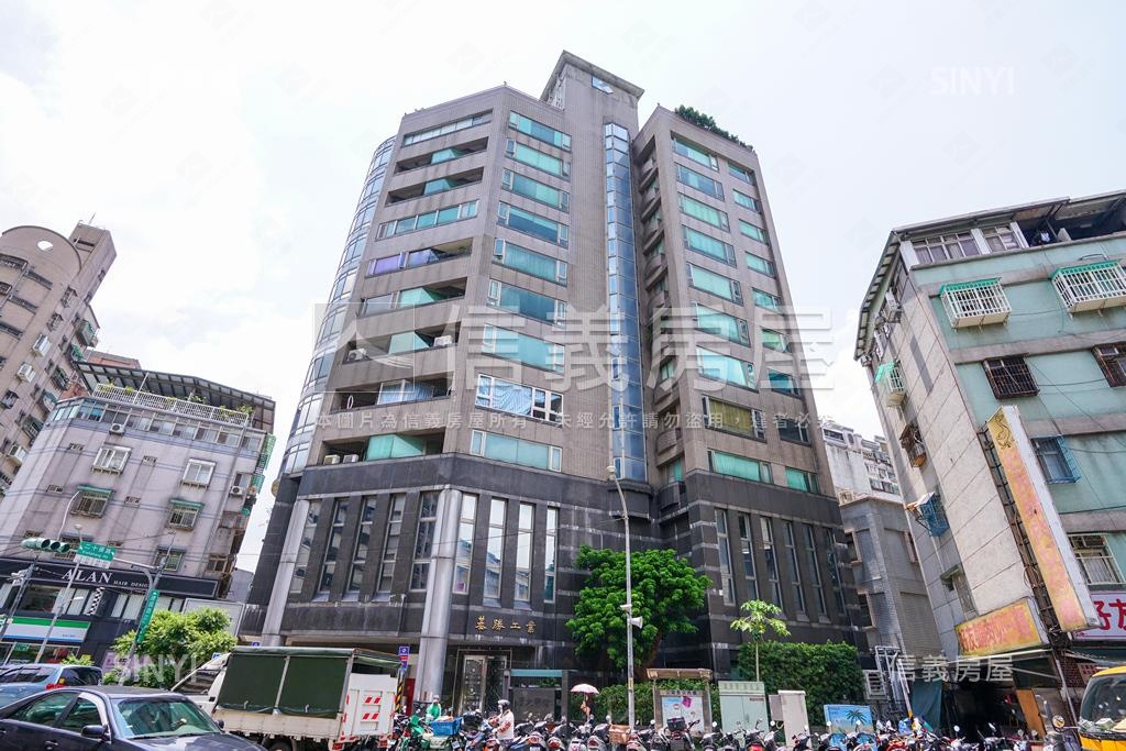 信園大樓社區外觀及周邊環境