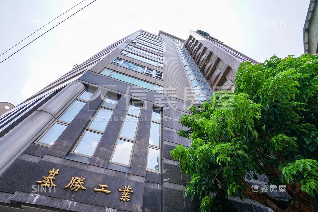 信園大樓社區外觀及周邊環境