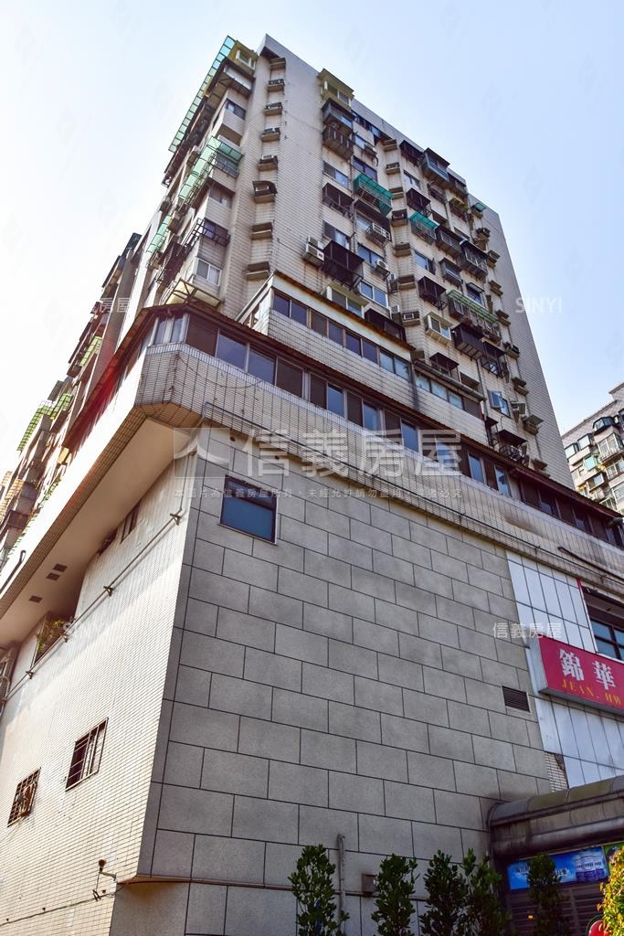 四季芳庭社區外觀及周邊環境