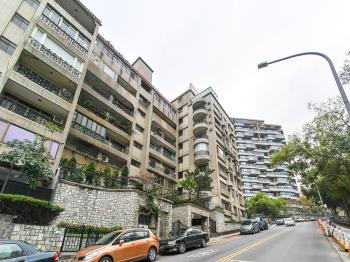 天母東路曼陀林