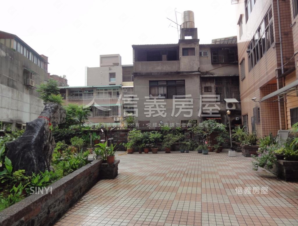 復興中庭華廈社區外觀及周邊環境