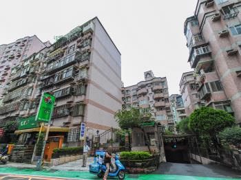 文心大湖緣
