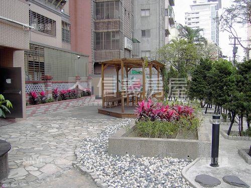 時代捷座社區外觀及周邊環境
