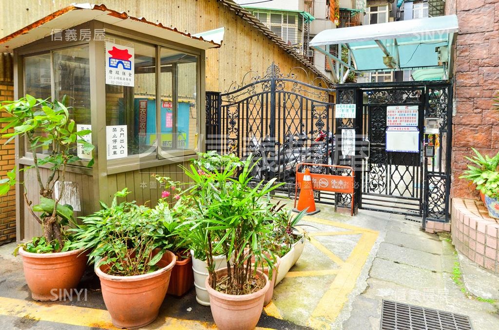 黃金傳奇社區外觀及周邊環境