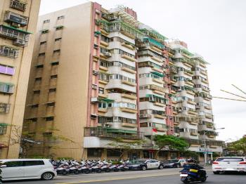 忠貞國宅