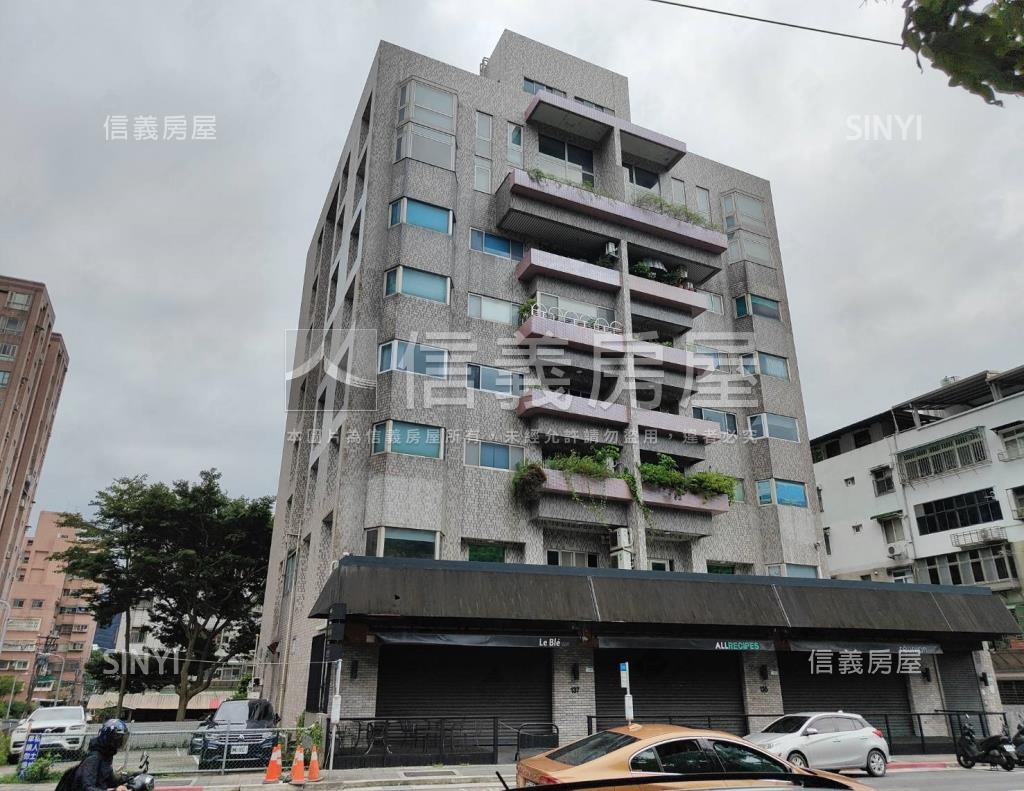 環山雅境社區外觀及周邊環境