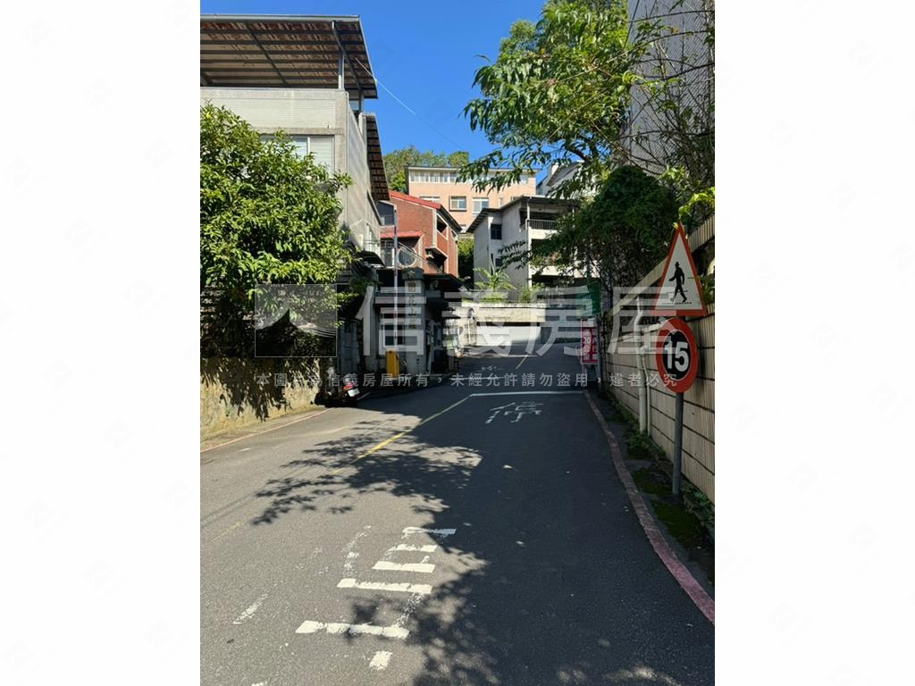 國花山莊社區外觀及周邊環境