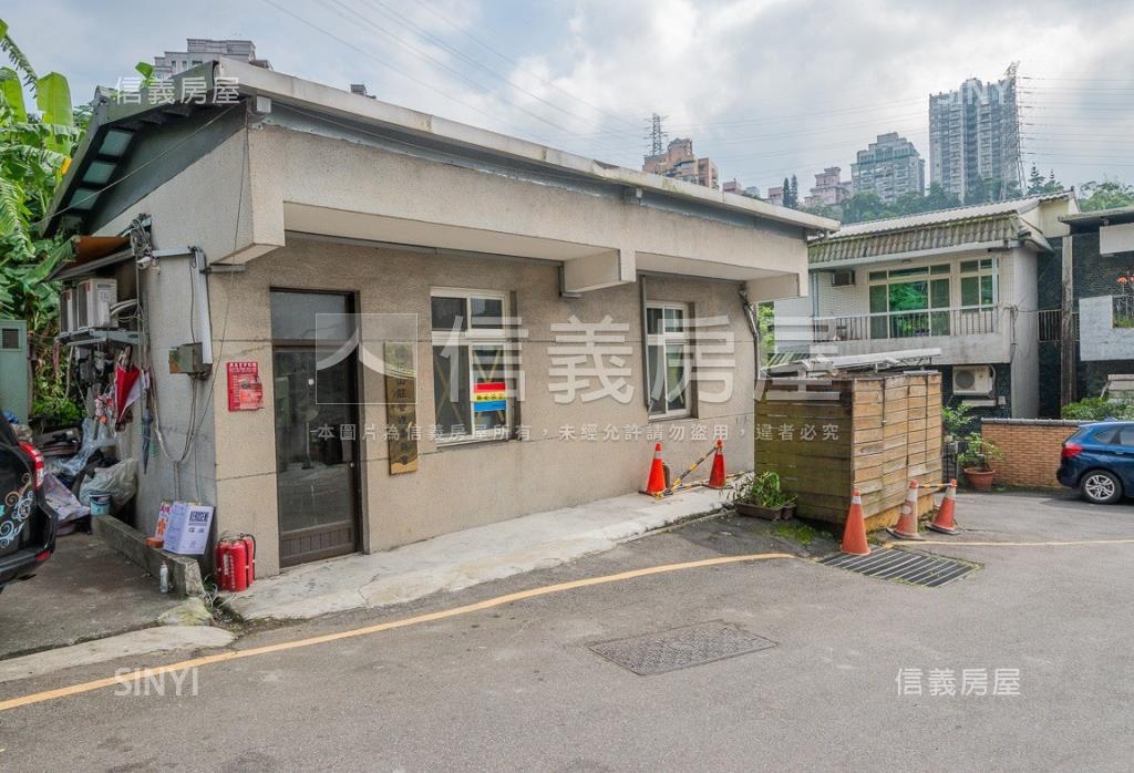 國花山莊社區外觀及周邊環境