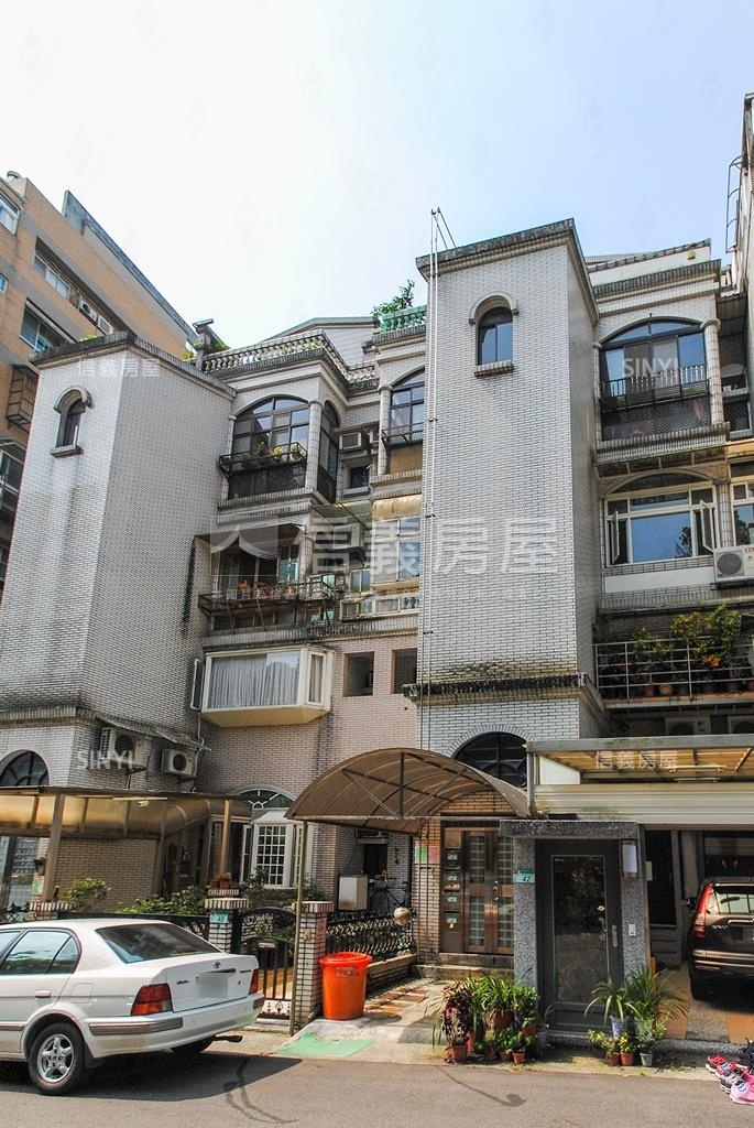 御湖園社區外觀及周邊環境