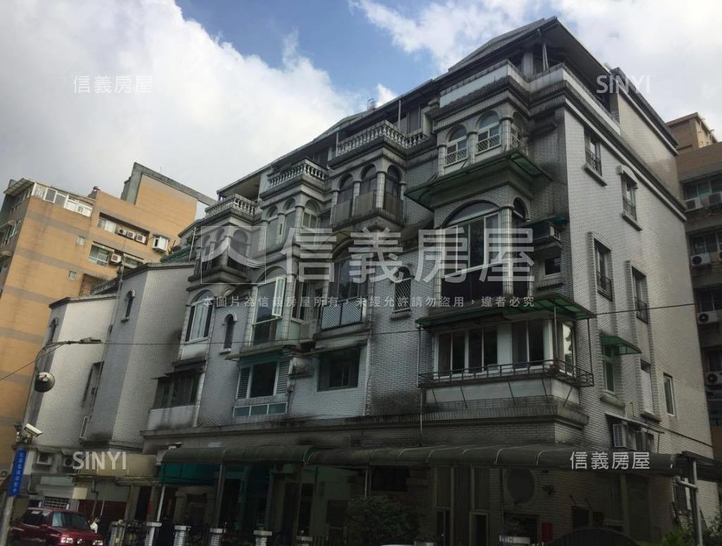 御湖園社區外觀及周邊環境