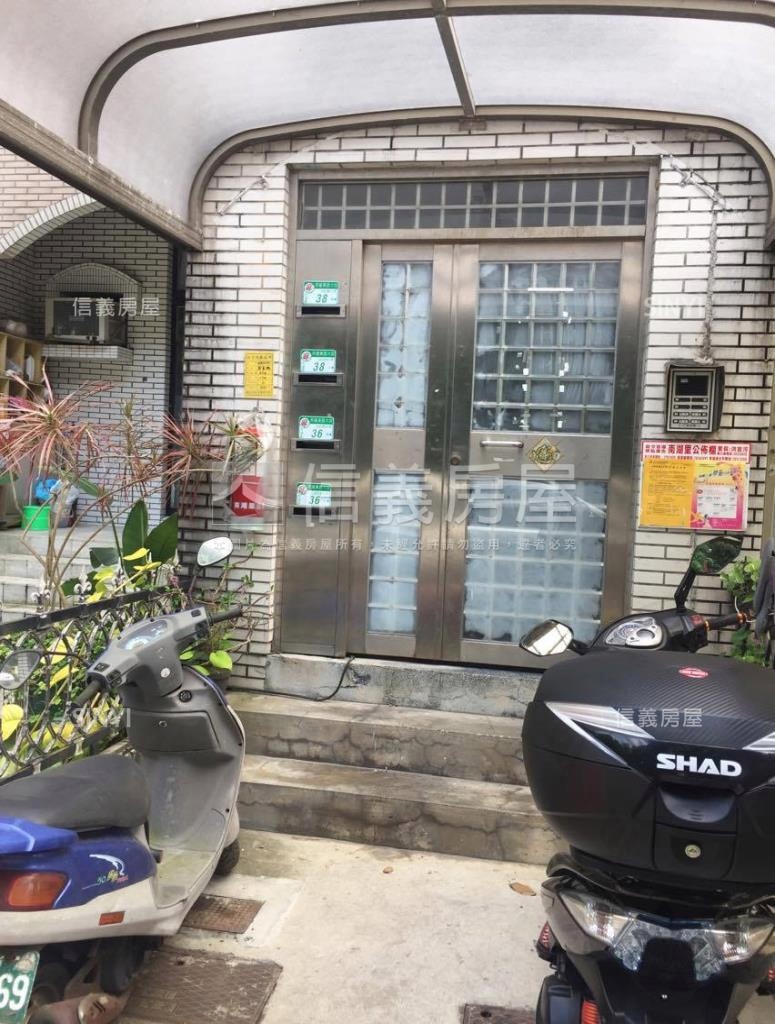 御湖園社區外觀及周邊環境