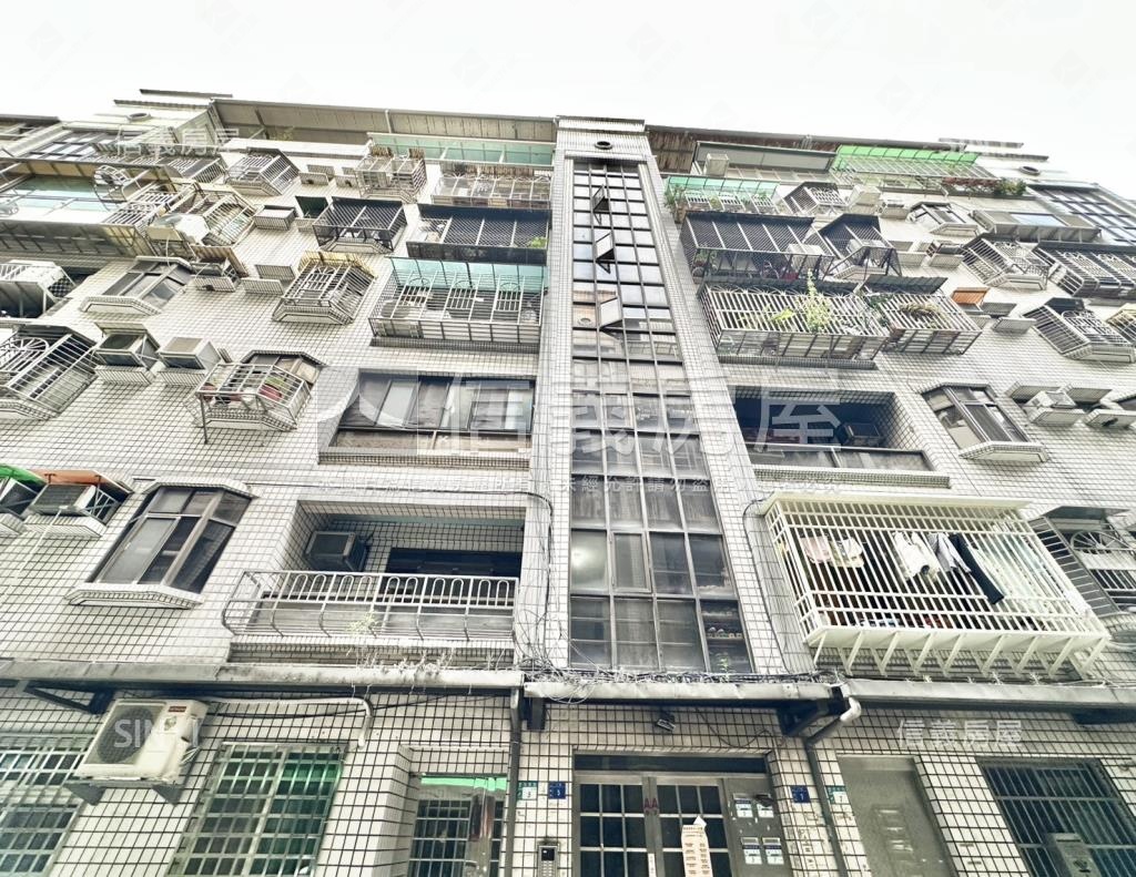 佳昌冠天下社區外觀及周邊環境