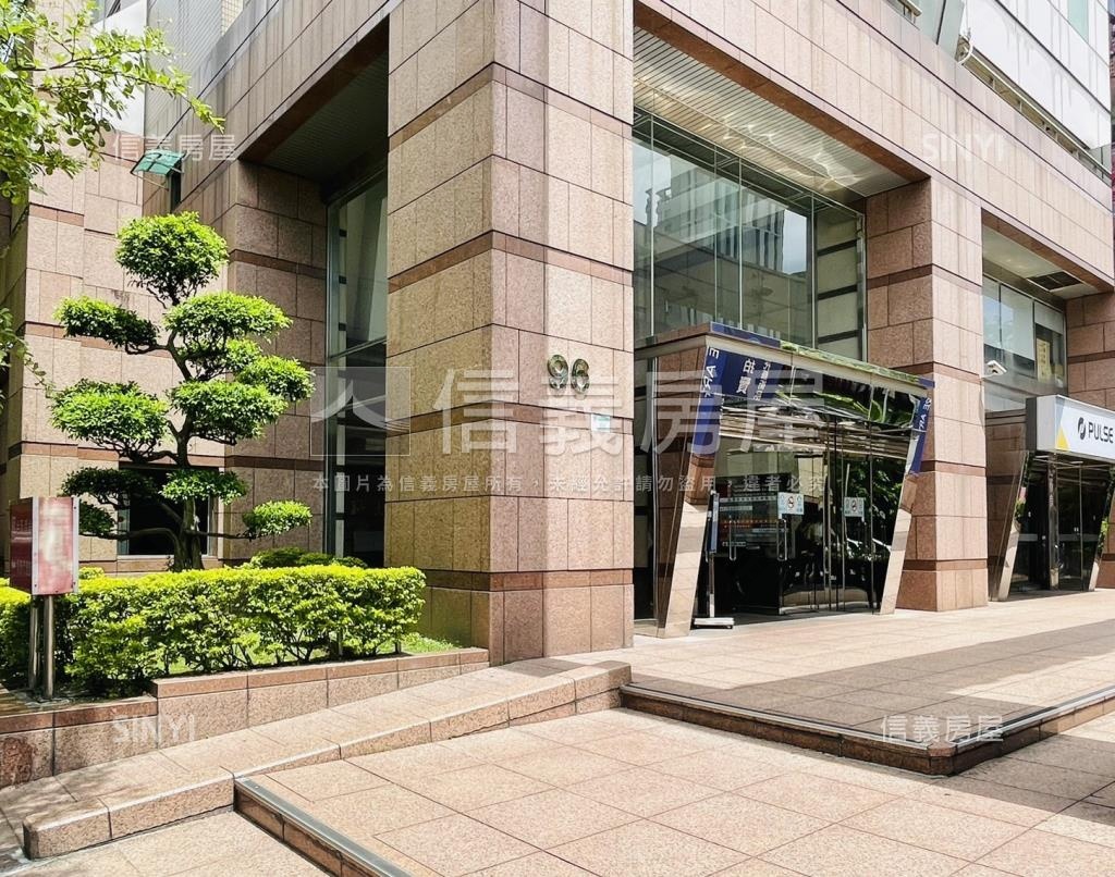 台証金融大樓社區外觀及周邊環境