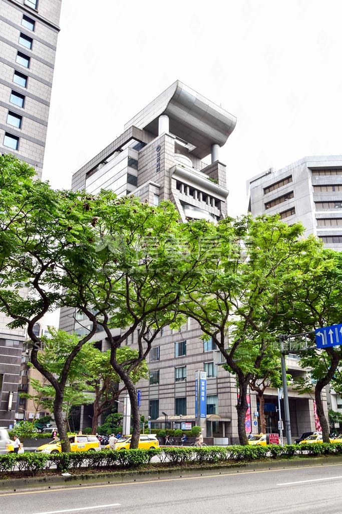 富邦民生大樓社區外觀及周邊環境