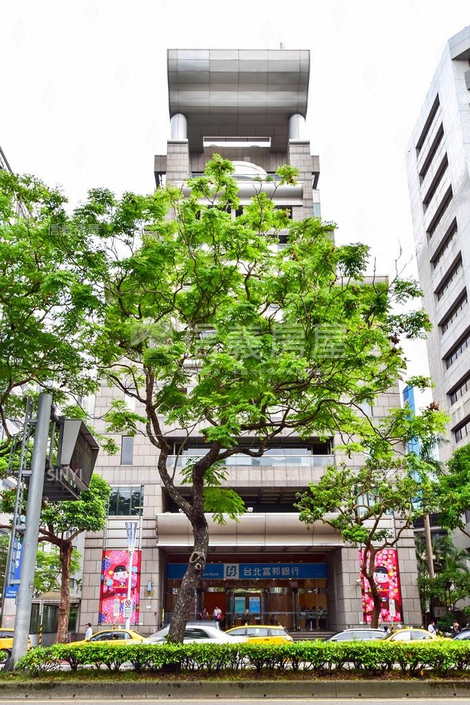 富邦民生大樓社區外觀及周邊環境