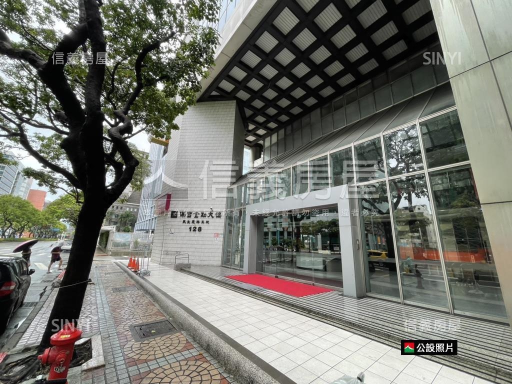 保富金融大樓社區外觀及周邊環境
