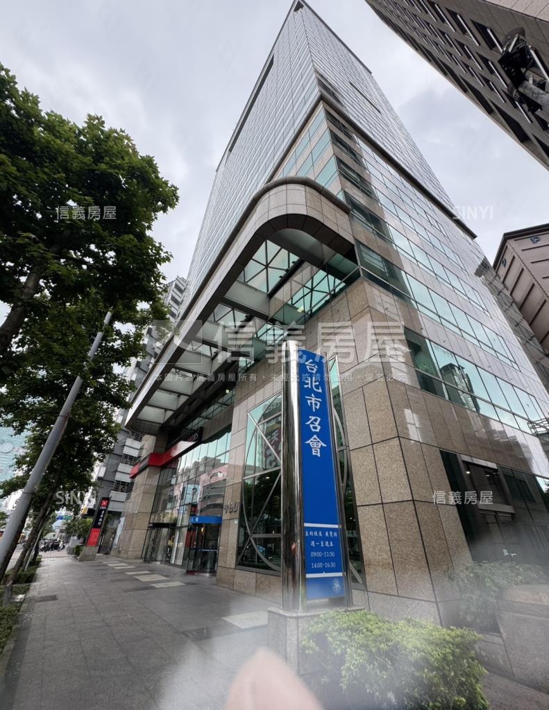 信基大樓社區外觀及周邊環境