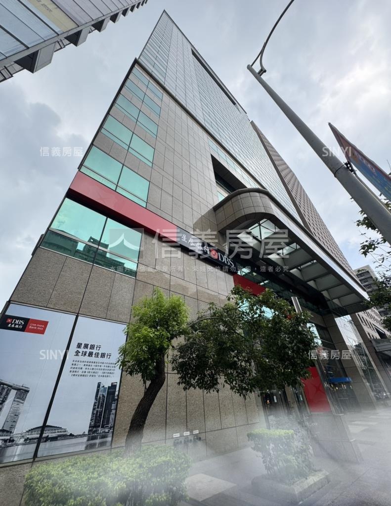 信基大樓社區外觀及周邊環境