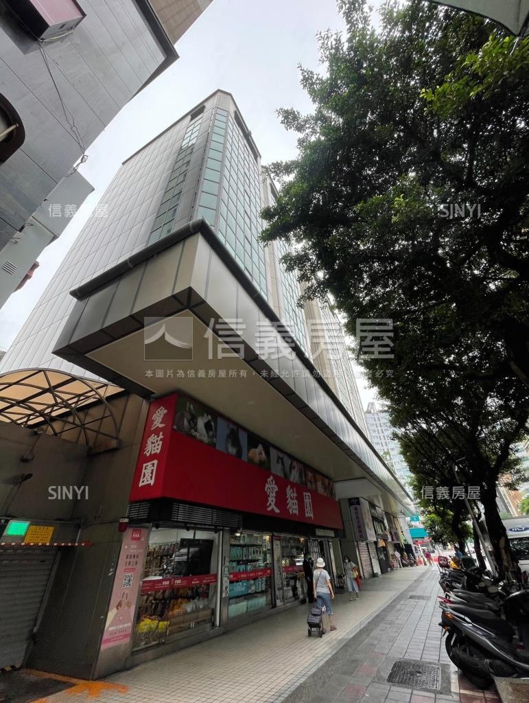 世貿財訊大樓社區外觀及周邊環境