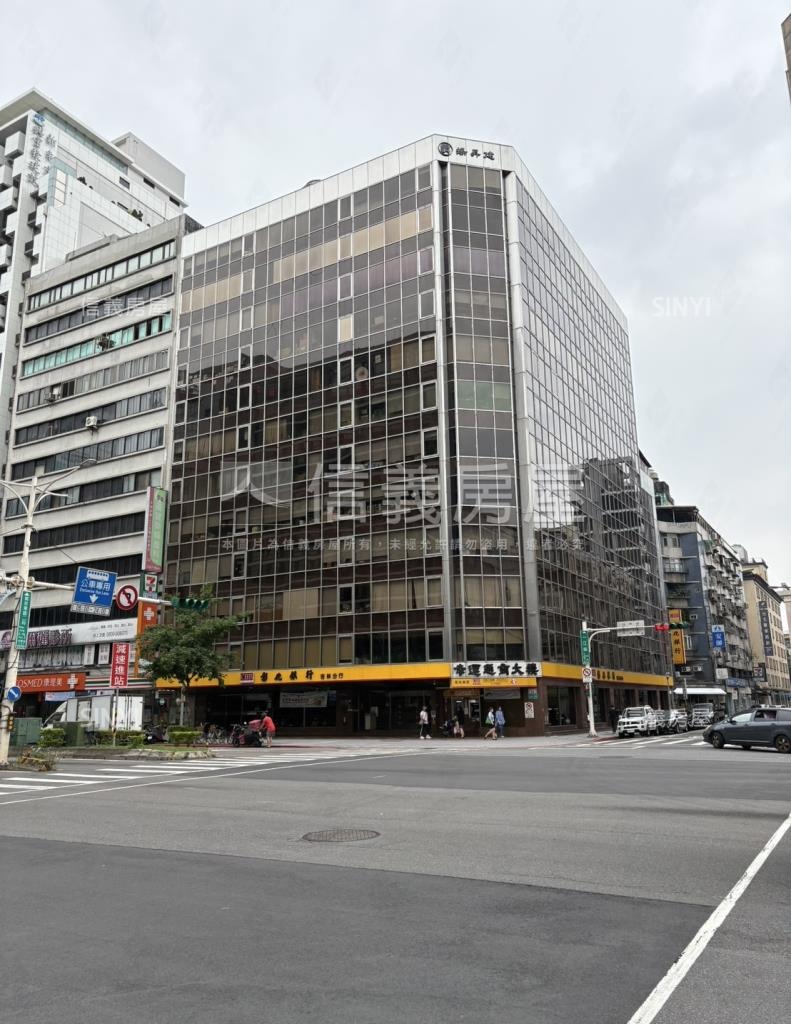 幸運通商大樓社區外觀及周邊環境