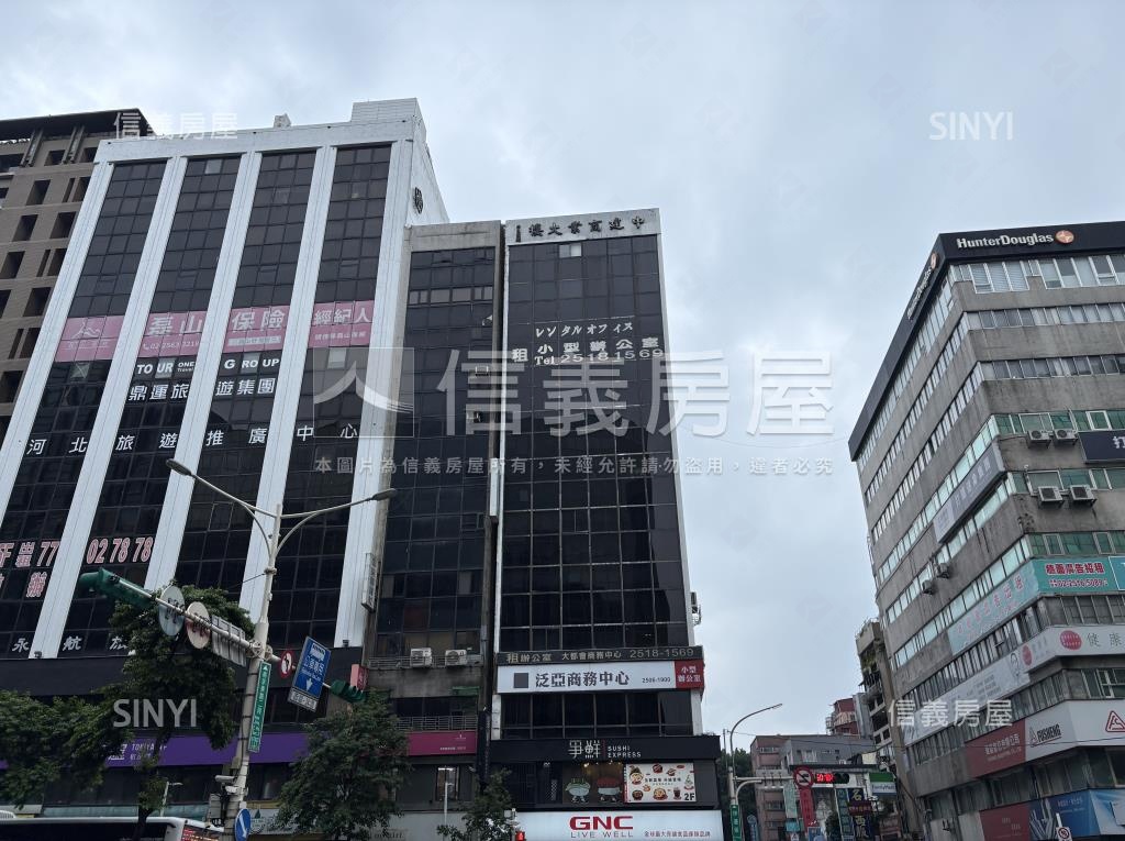 中建商業大樓社區外觀及周邊環境