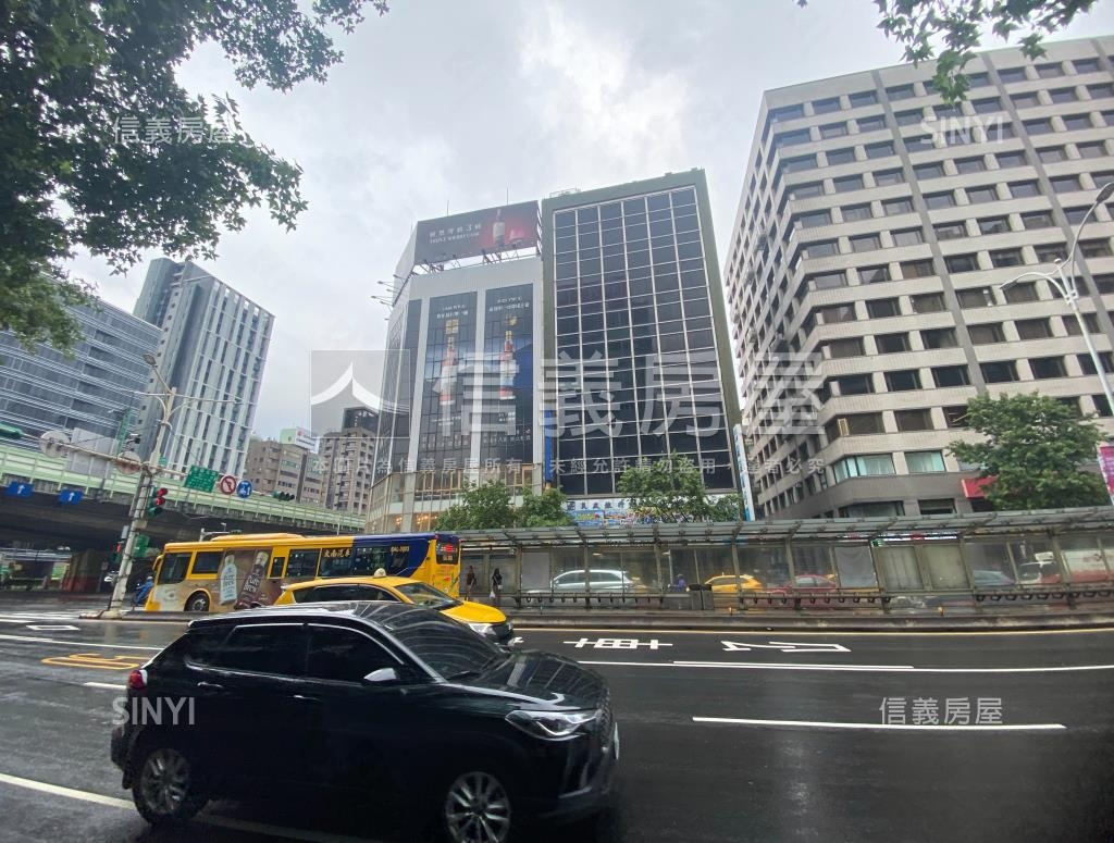美孚南京大樓社區外觀及周邊環境