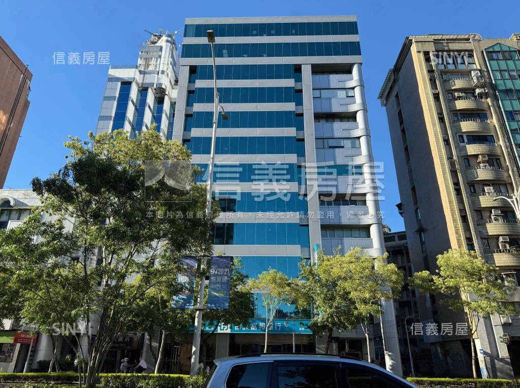 信豐利大樓社區外觀及周邊環境